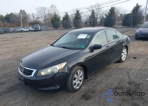2010 Honda Accord 2.4 Ex-L z USA, uszkodzony, nr VIN 1HGCP2F83AA170755